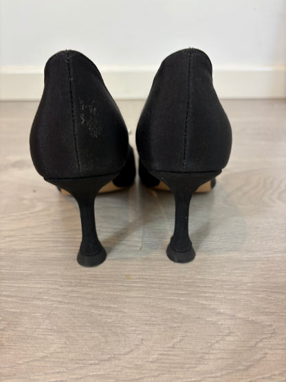 UTERQÜE. Zapatos negro joya T.38
