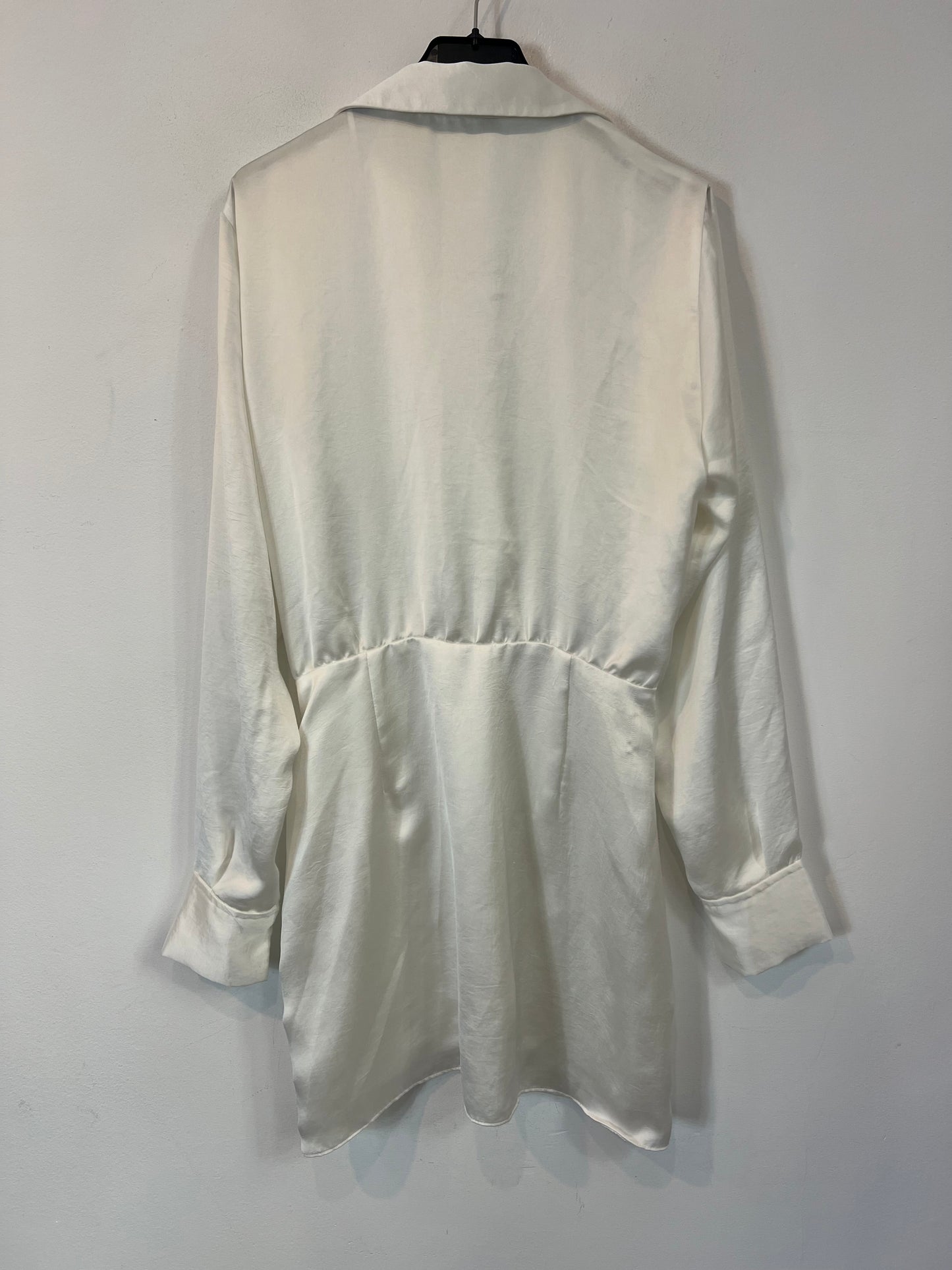 ZARA. White satin Ts dress