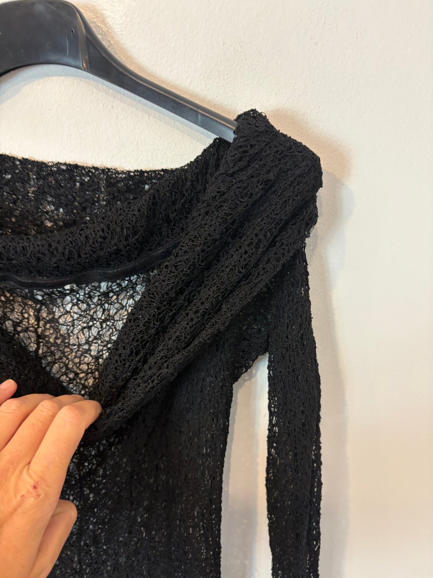 OTRAS. Vestido largo calado escote