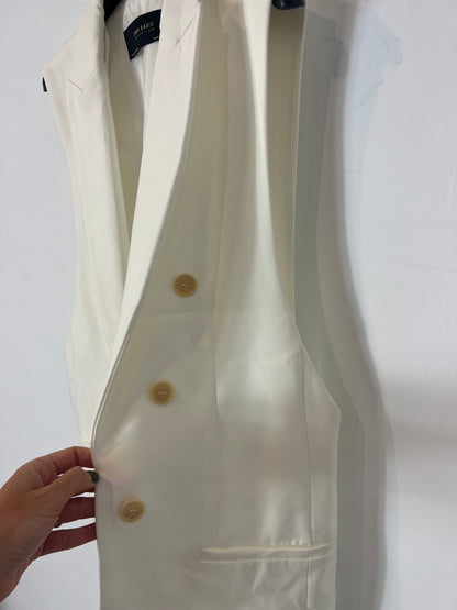 ZARA. Flowing white vest Tm