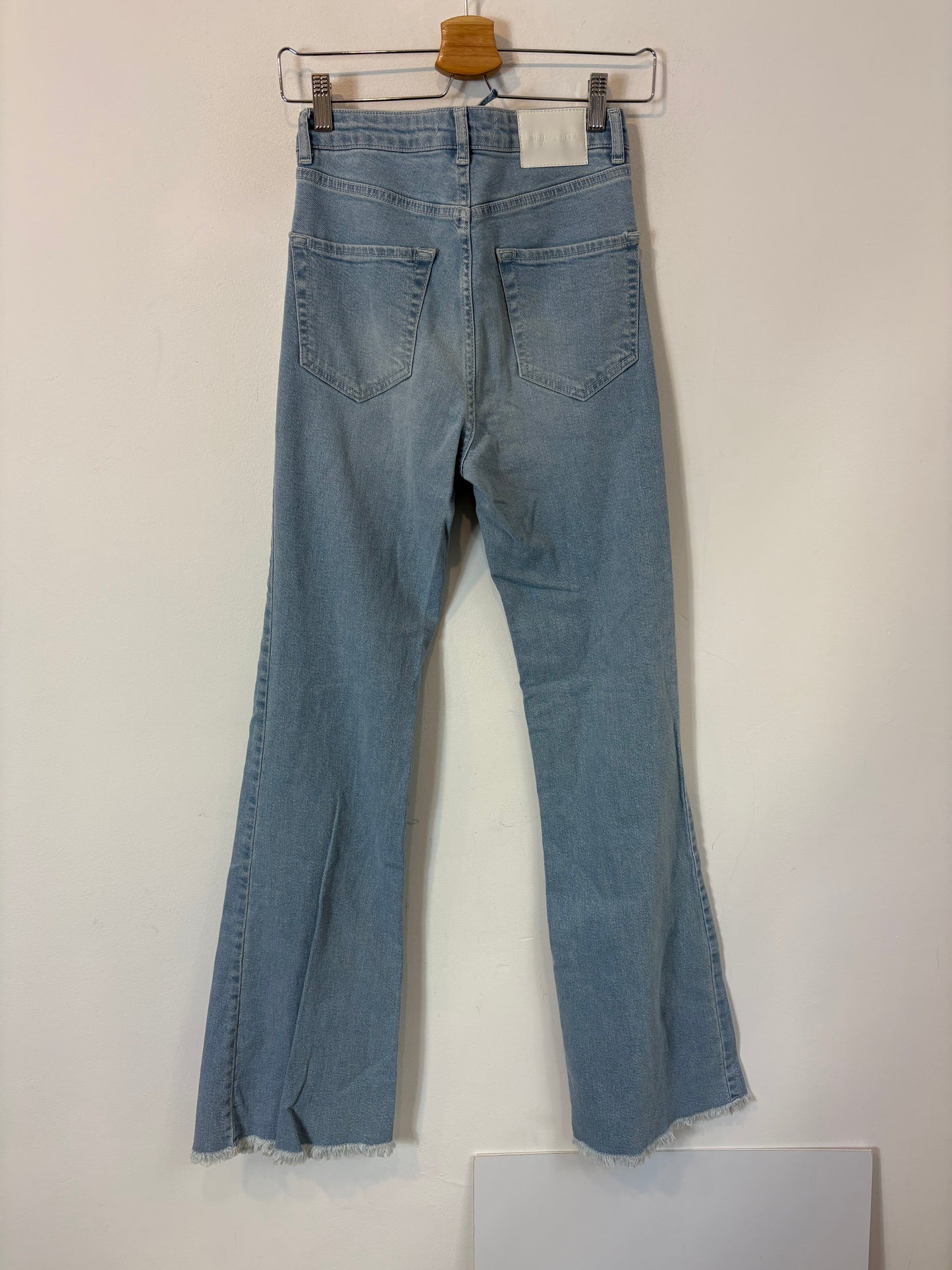 HIGH SPIRITS. Denim flare claro