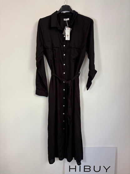 Vestido negro camisero fluido