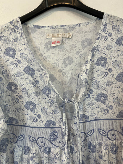 ZARA HOME. Vestido azul flores T.m