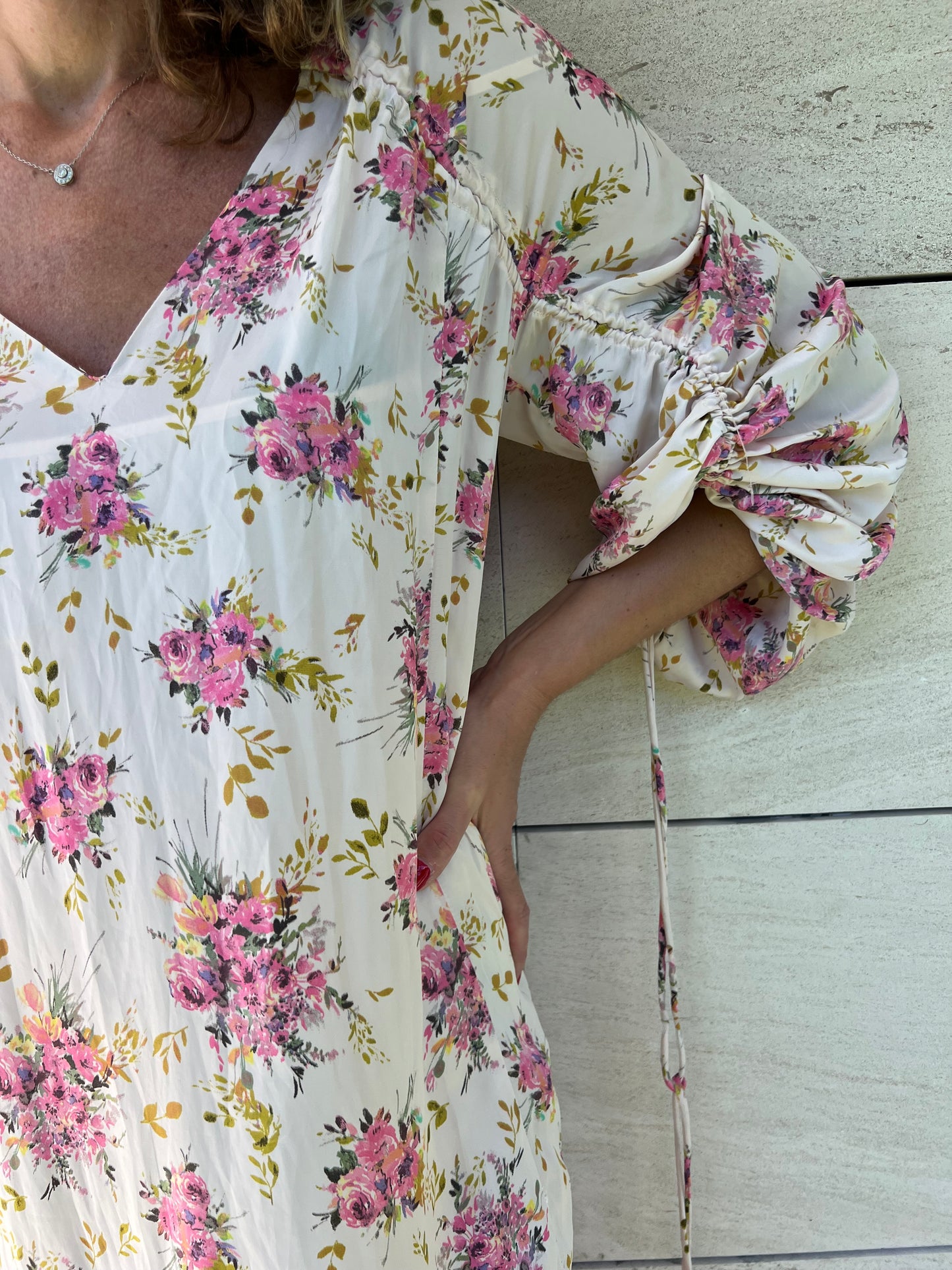 MANGO. Vestido beige flores  T.xs