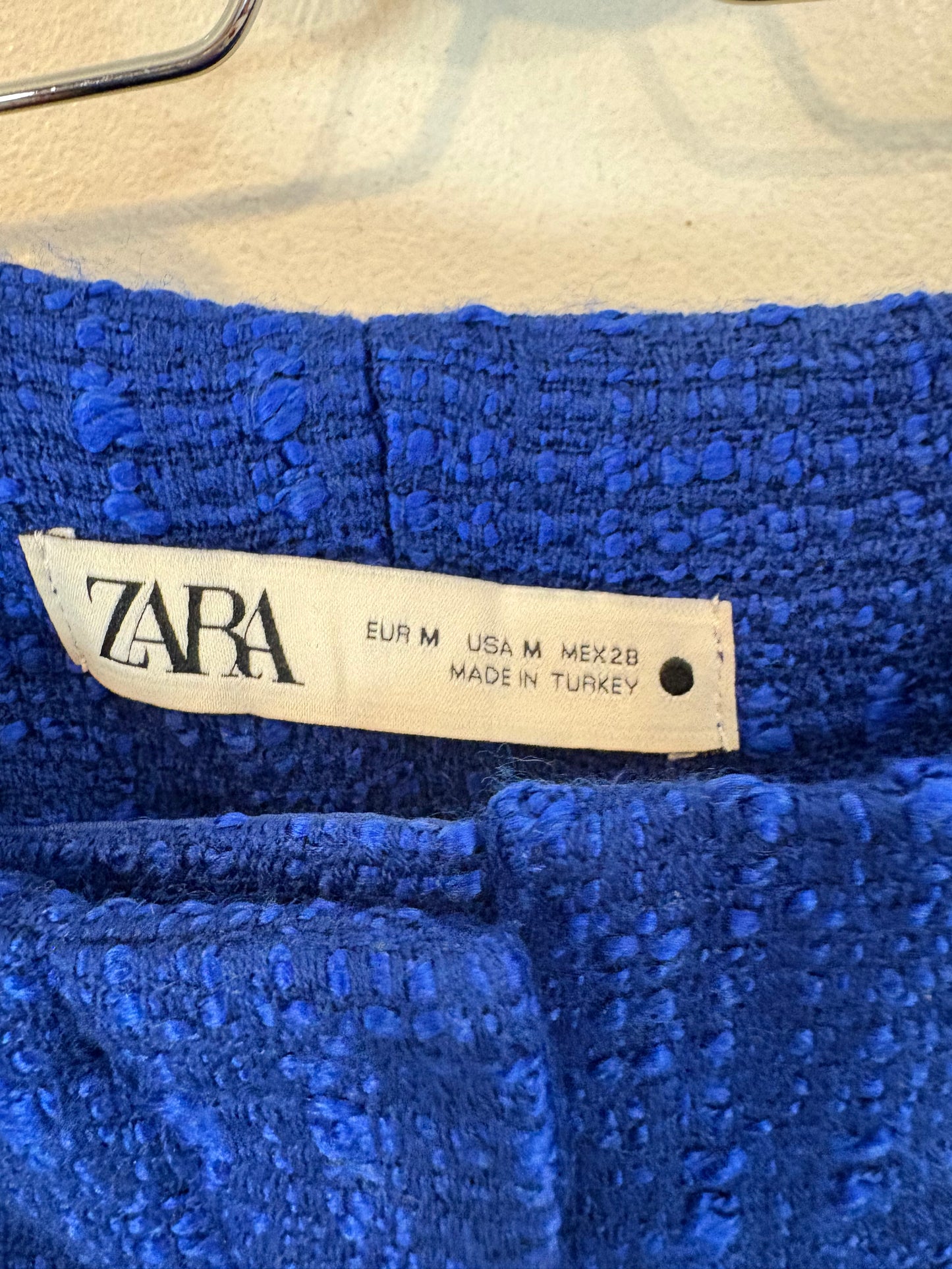 ZARA. Pantalón azul tweed