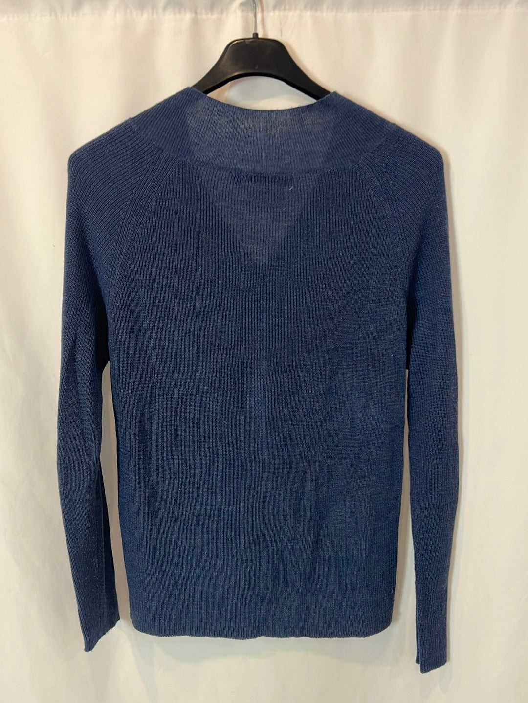 MULAYA. Thin blue Ts sweater