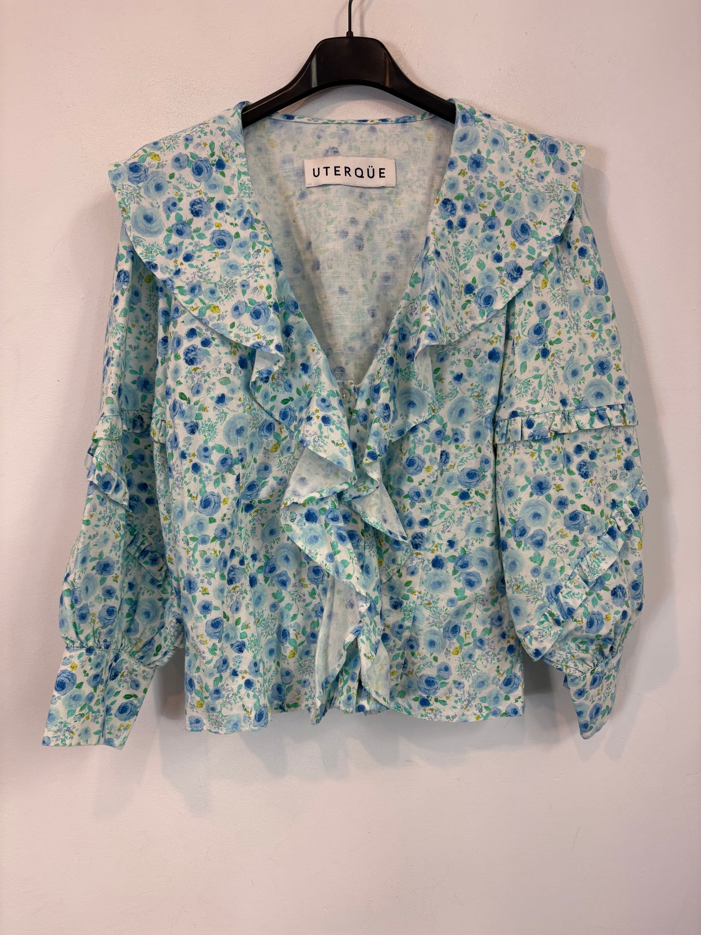 ZARA. Mustard textured back top. TS