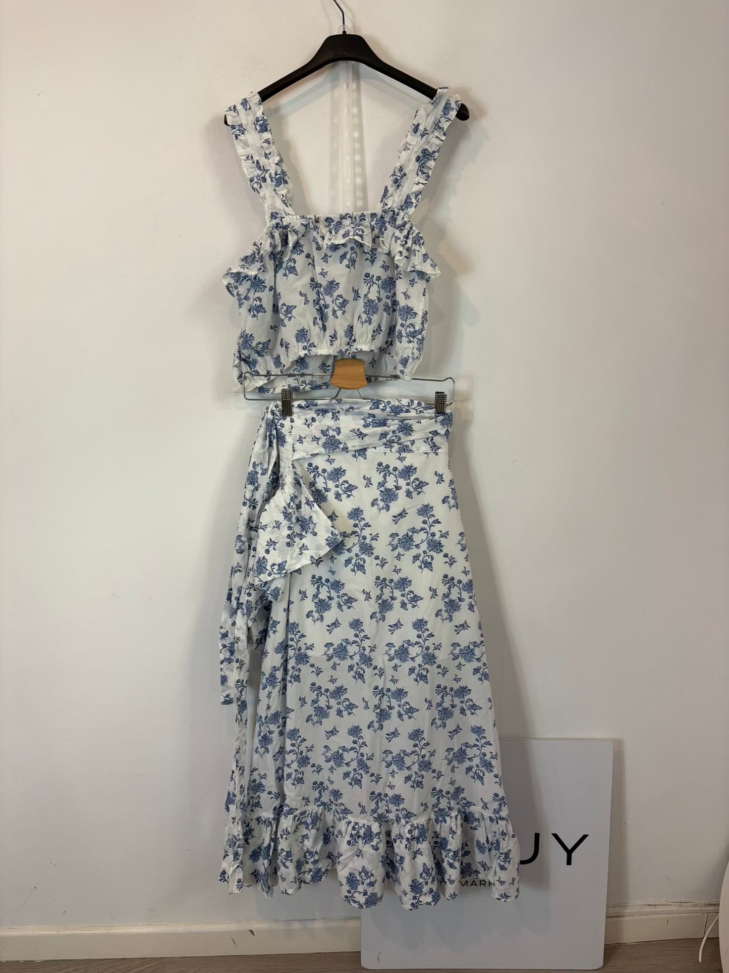 LOVELY PEPA. Conjunto top y falda estampado