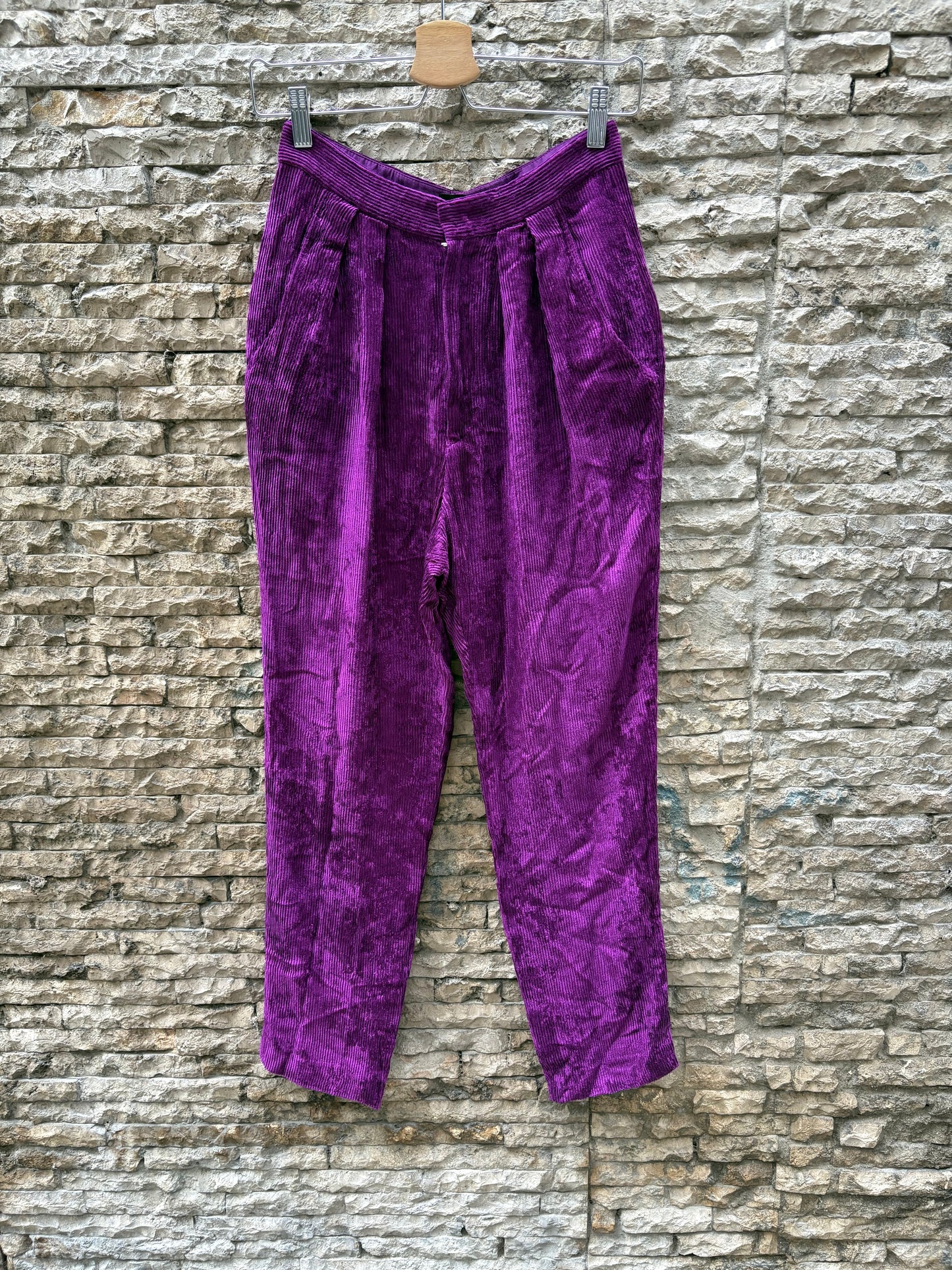 ISABEL MARANT. Pantalón pinzas pana ligero