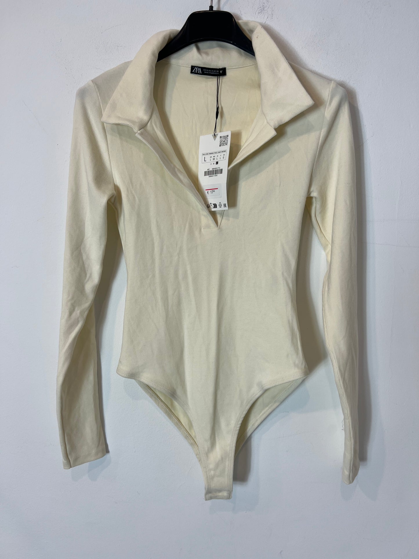 ZARA. Body color crudo canalé. T L (s/m)