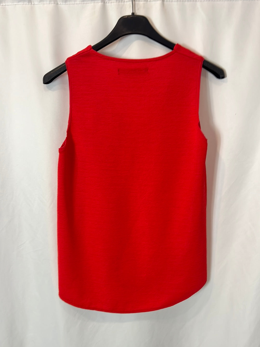 SFERA. Top rojo textura. T S