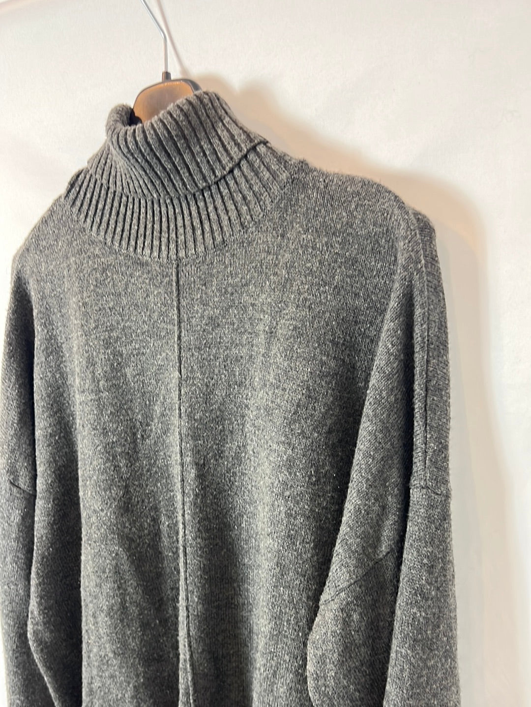 M LOUNGE. Jersey largo gris T.m