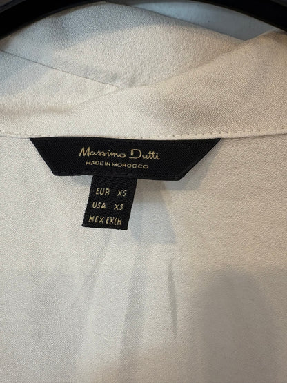 MASSIMO DUTTI. Camisa beige nudo