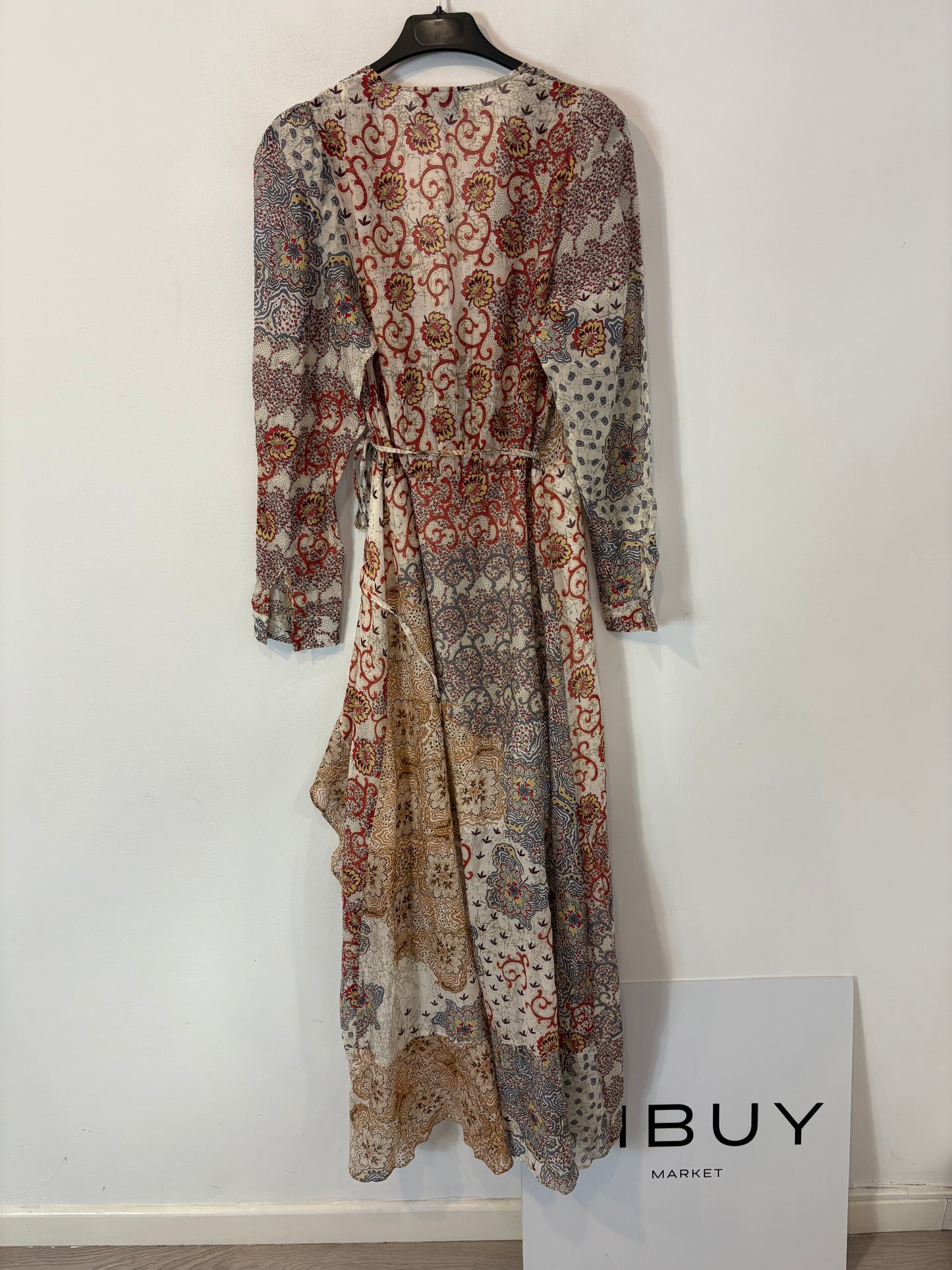 BERENICE. Vestido estampado con seda asimétrico