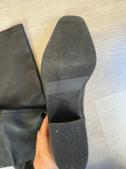 MASSIMO DUTTI. Botas camperas piel en nergo