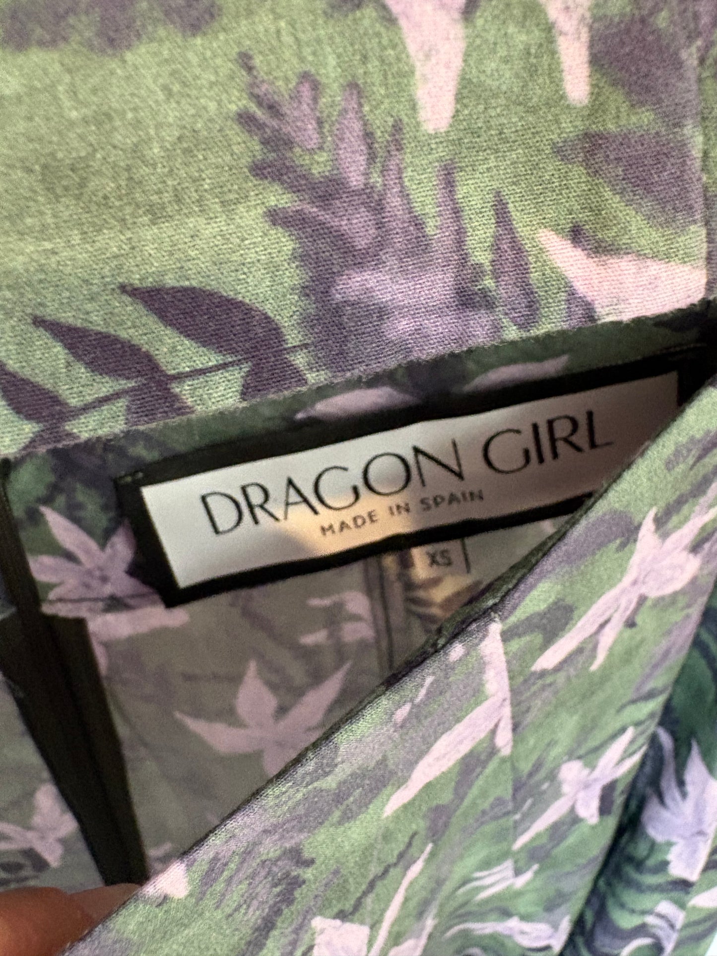 DRAGON GIRL. Total look maxi falda y top estampado