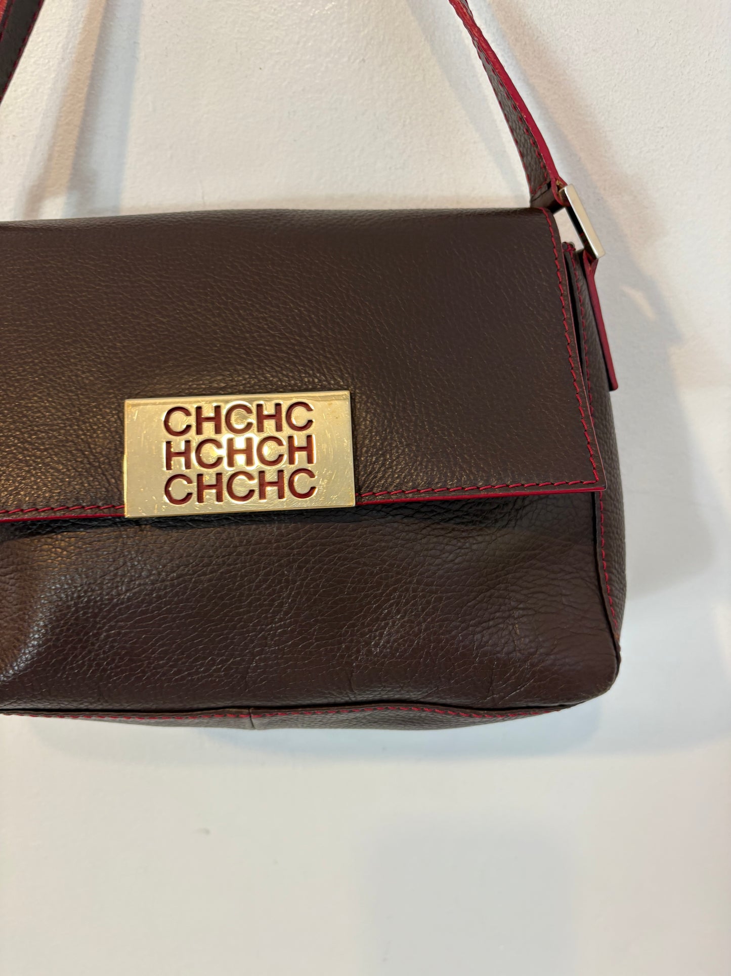 CAROLINA HERRERA. Bolso de hombro detalle cierre