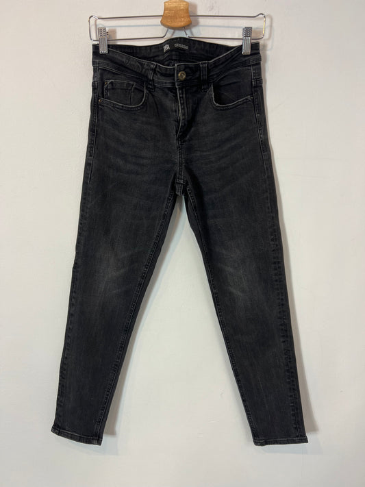 ZARA. Little black pants T.38