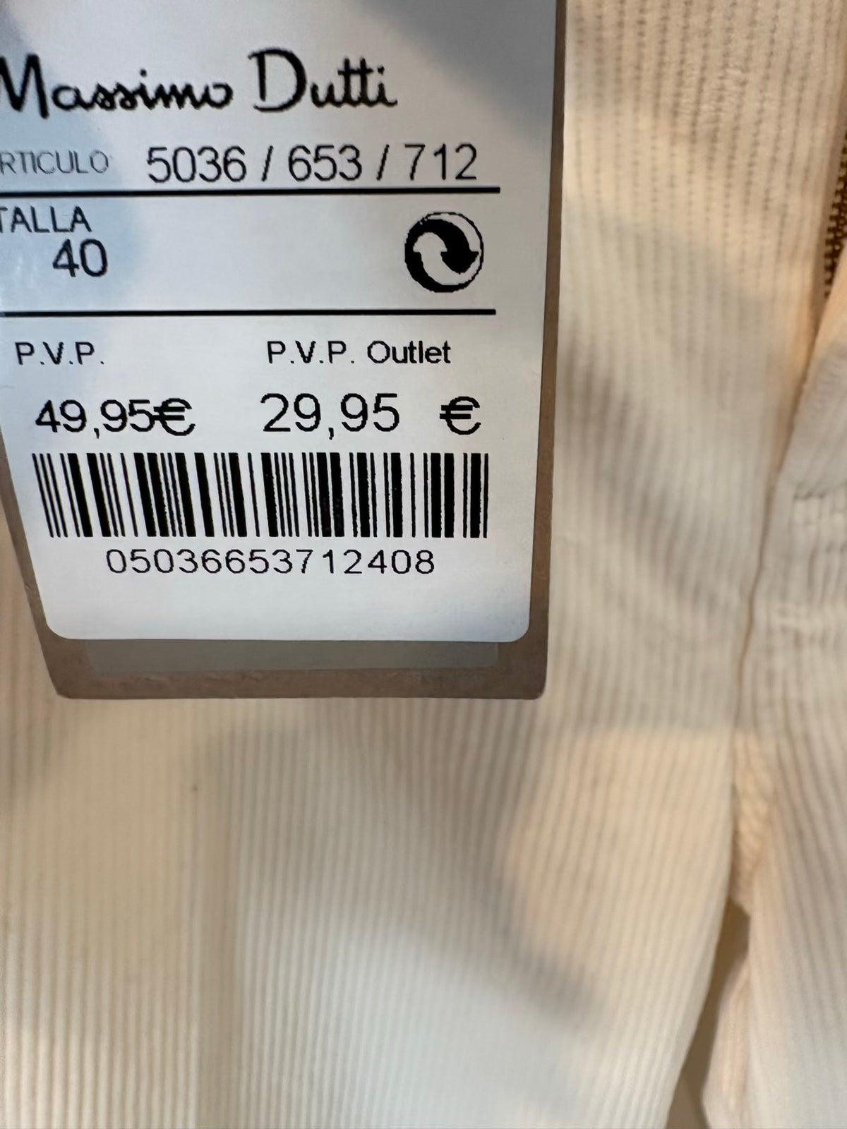 MASSIMO DUTTI. Pantalón pata ancha textura