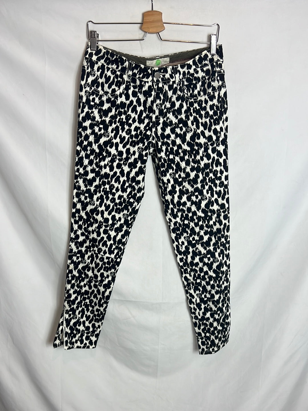 STELLAMcCARTNEY. Black and white denim opening. T38