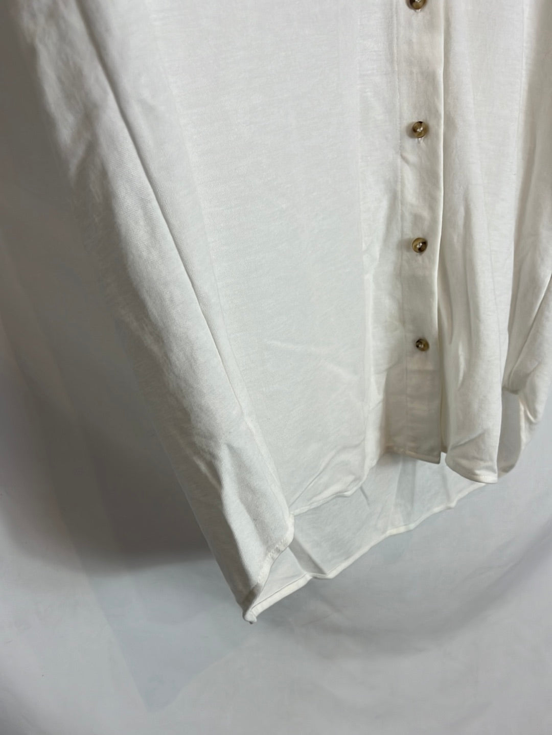 MASSIMO DUTTI. Off-white textured overshirt. TS