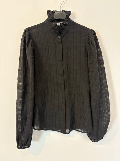 & OTHER STORIES. Blusa negra textura