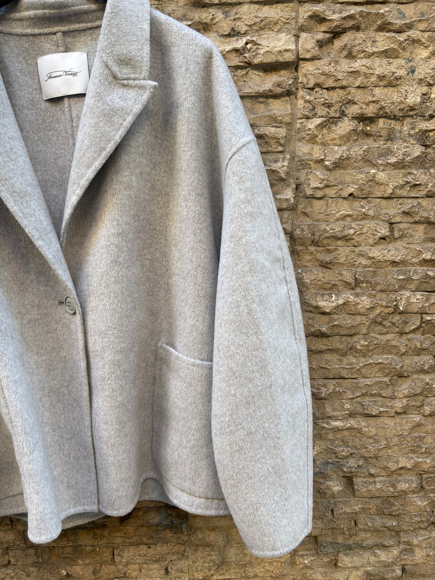 AMERICAN VINTAGE. Chaqueta gris lana