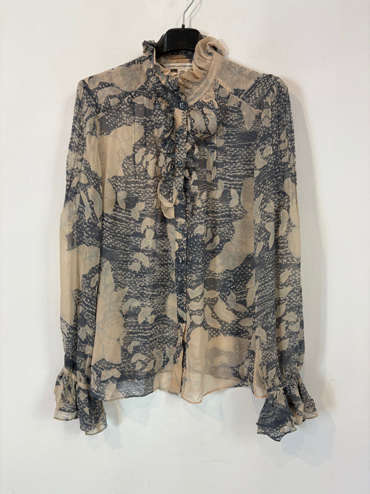 DIANE VON  FURSTENBERG. Blusa seda estampada