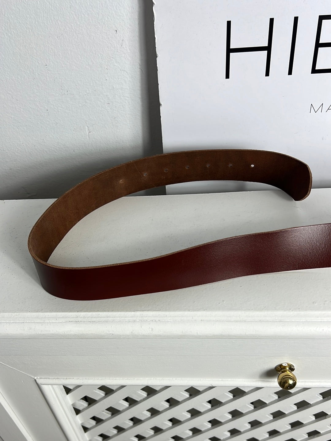 OTRAS. Cinturón piel marrón hebilla elefante. T 85