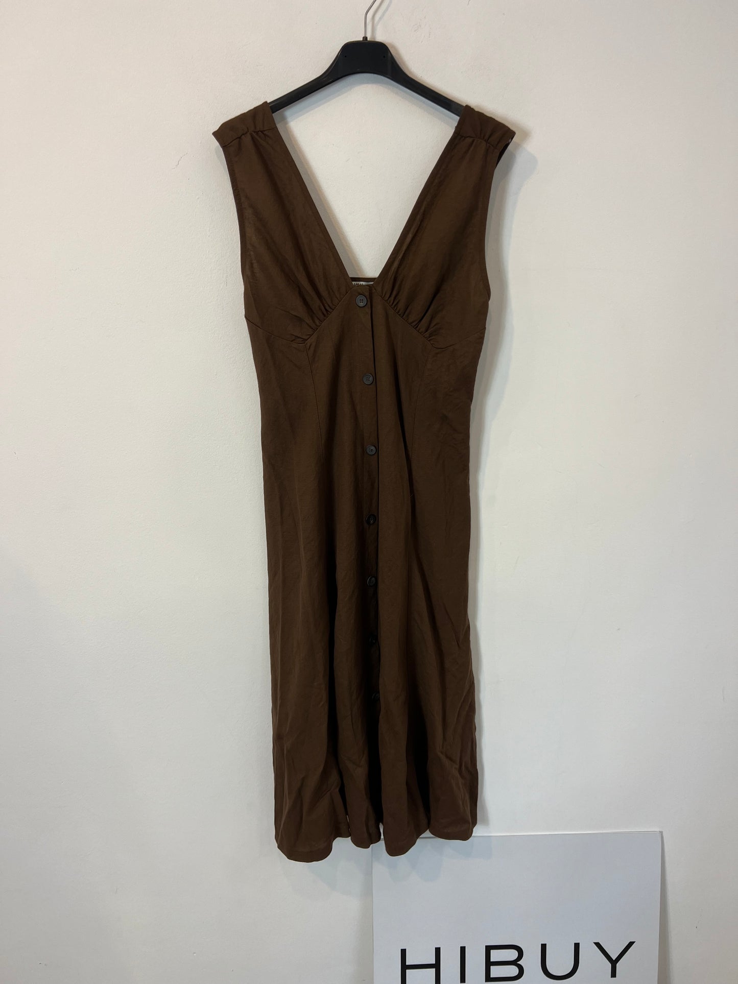 PULL&BEAR. Vestido midi marrón chocolate. T S