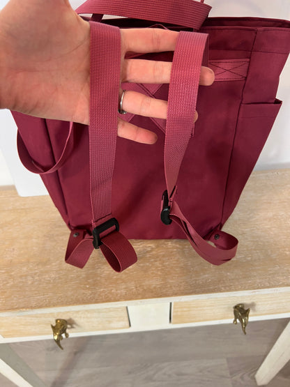 FJALLRAVEN KANKEN. Mochila / bolso burdeos