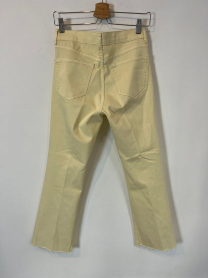 ZARA. Vanilla cropped denim. Size 38