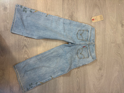 LEVI´S. Denim ancho bordados. T 5 años