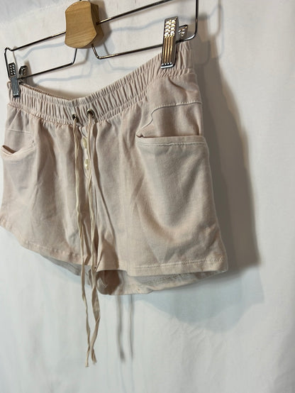 TCN. Light pink plush Bermuda shorts. TS/M