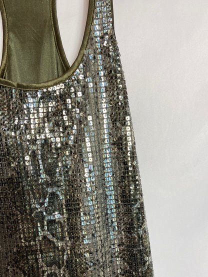 BERSHKA. Vestido lentejuelas verde T.M