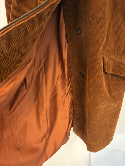 OTRAS.Abrigo  marrón textura vintage