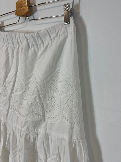 SOUTHERN COTTON. Falda midi blanca troquelada T.s