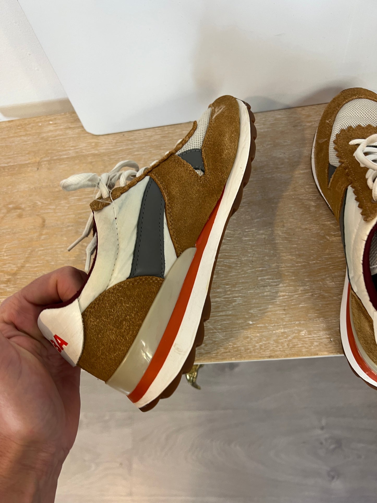 BIMBA LOLA. Zapatillas doble textura T.38