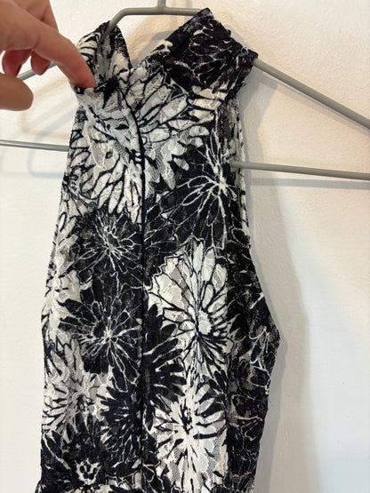 FRANCISCO ARCE. Vestido largo estampado floral y escote halter