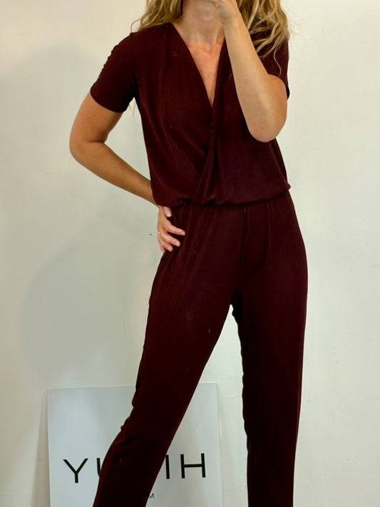 ZARA. Mono largo canalé fluido granate