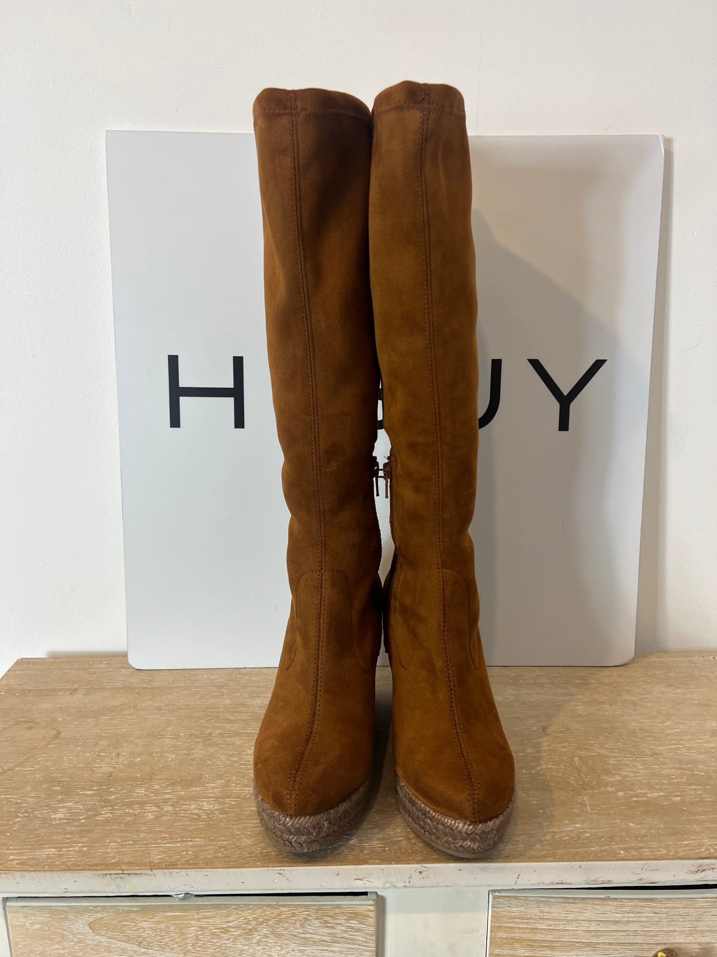 ALHAMAS. Botas altas ante elástico camel. T 37