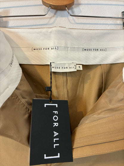 MUSE FOR ALL. Pantalón beige pinzas