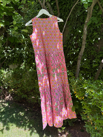 AUNTY B. Vestido sin mangas estampado floral