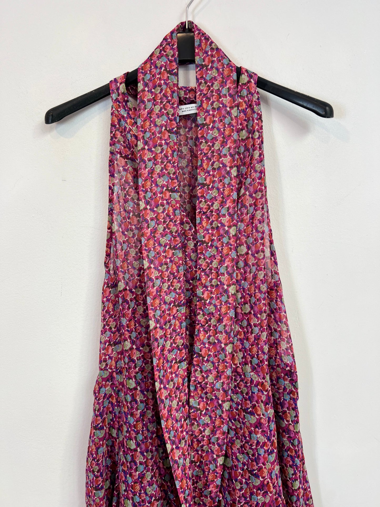 ZARA. Vestido corto  flores tonos rosas T.s