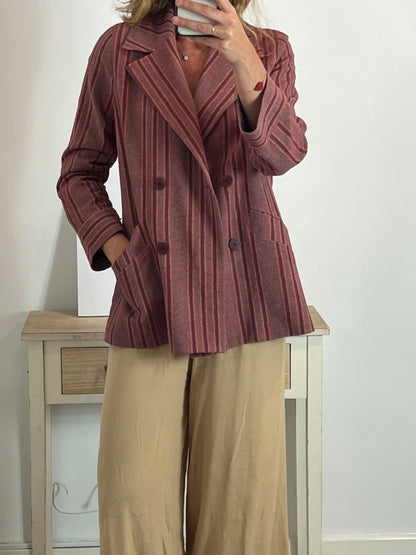 INTROPIA. Chaqueta burdeos rayas T.s