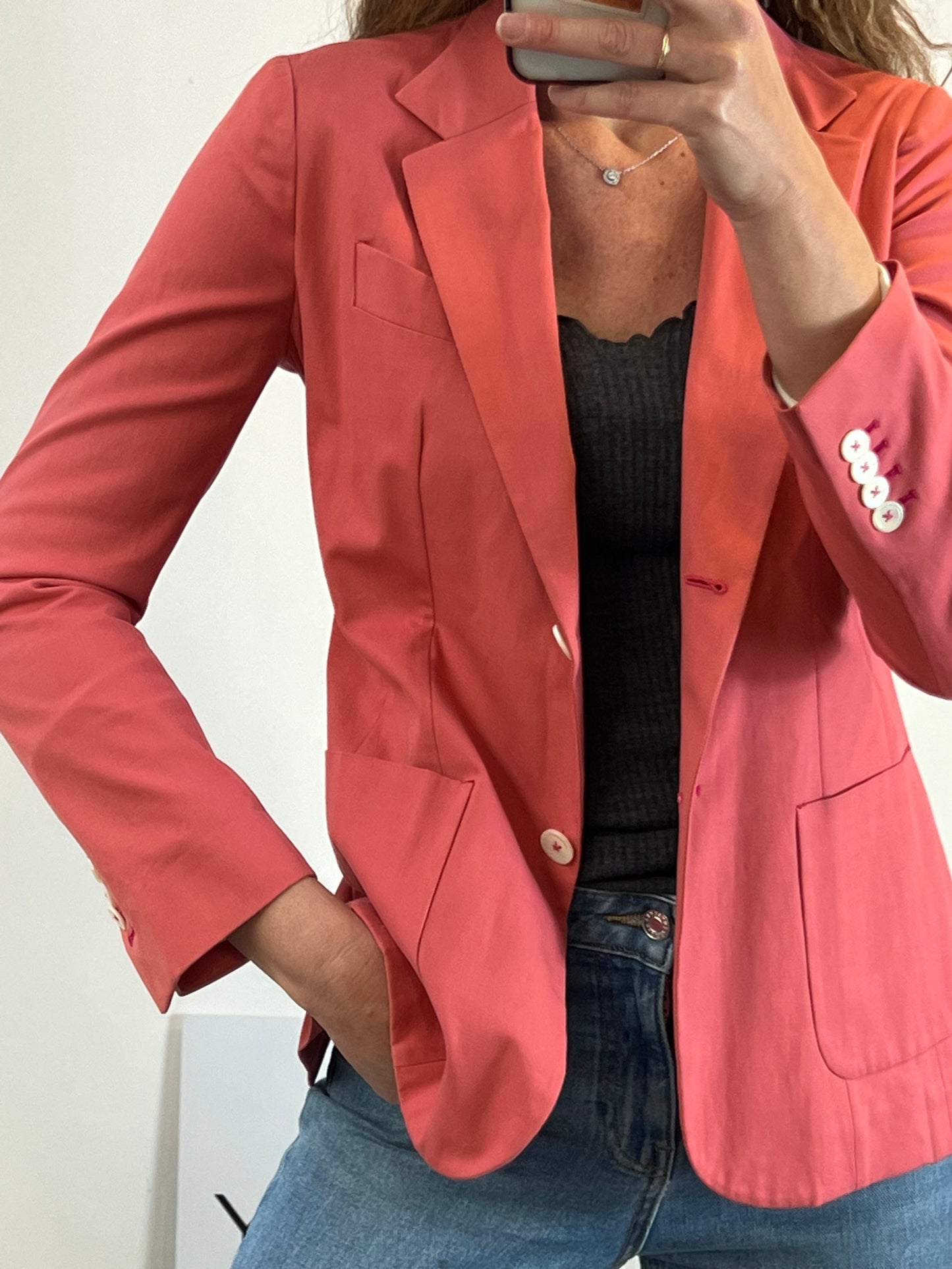 JUST ONE. Blazer rosa ligera. T 42 (M)
