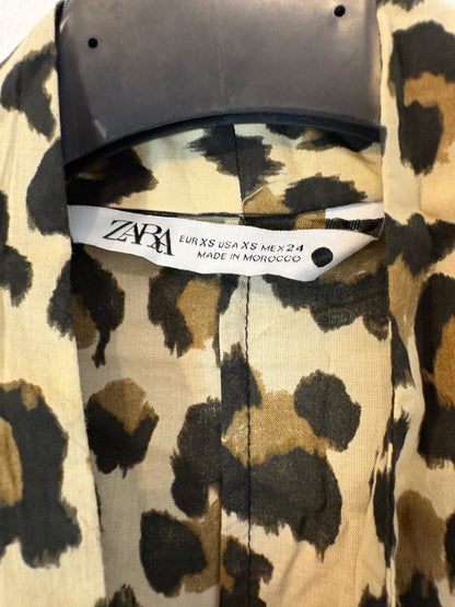 ZARA. Vestido largo animal print
