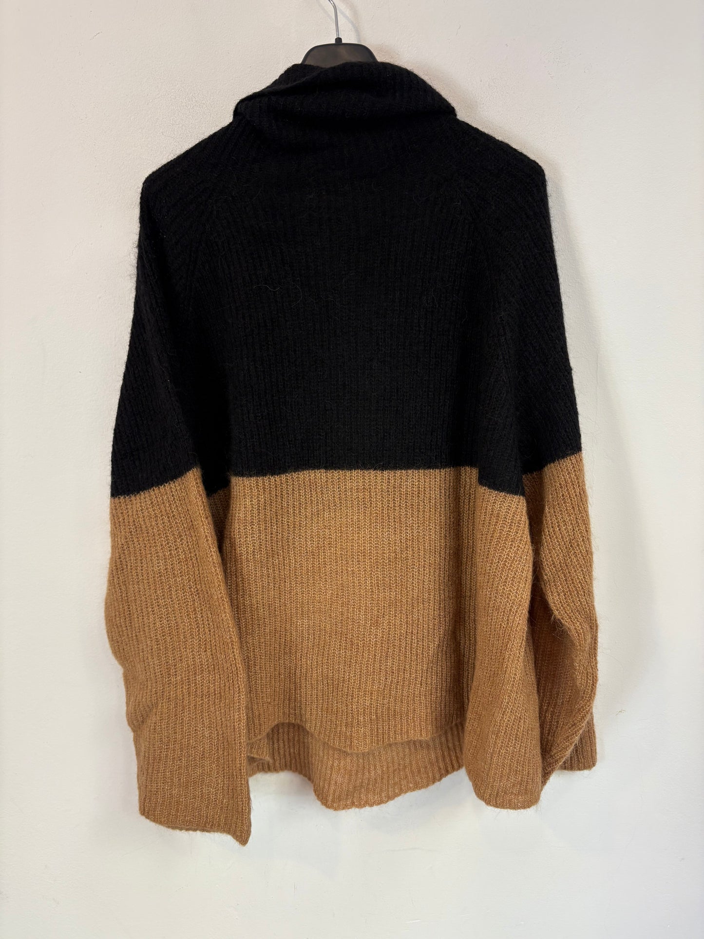 COMMELLE. Jersey bicolor alpaca