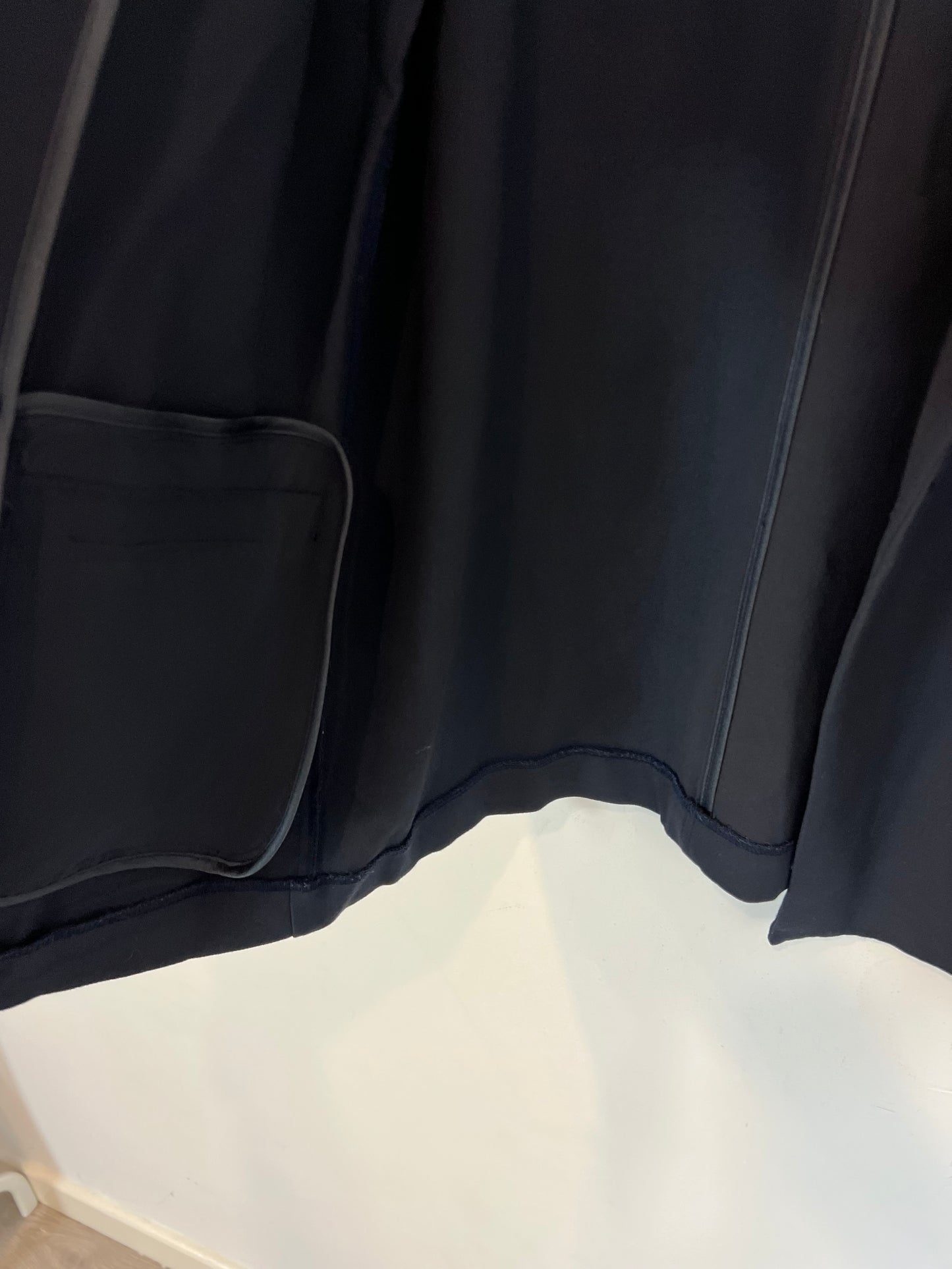 BIMBA Y LOLA. Blazer azul marino. T 38