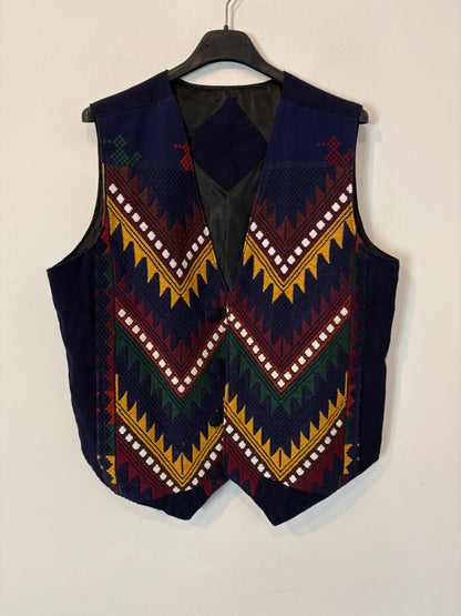 OTRAS. Chaleco azul bordado colores